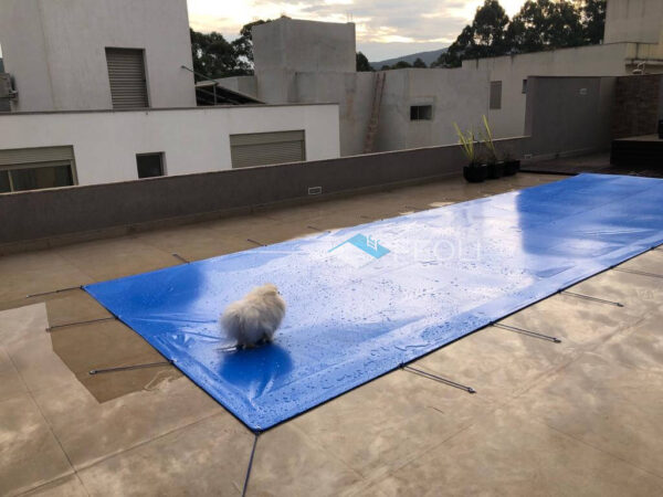 Capa de proteção em poliéster tramado com dupla camada de PVC para piscina - sob medida - Feoli Capas - Image 2