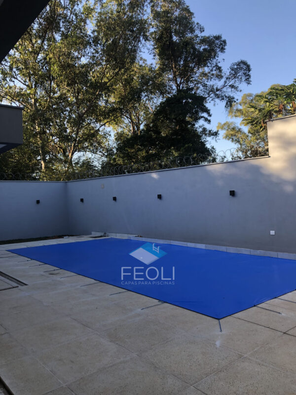 Capa de proteção em poliéster tramado com dupla camada de PVC para piscina - sob medida - Feoli Capas - Image 8
