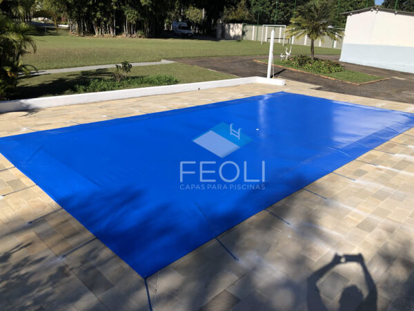 Capa de proteção em poliéster tramado com dupla camada de PVC para piscina - sob medida - Feoli Capas - Image 6