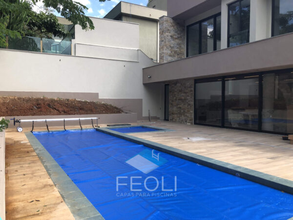 Capa térmica bolha Black and Blue para piscina – 500 micras - sob medida - Feoli Capas