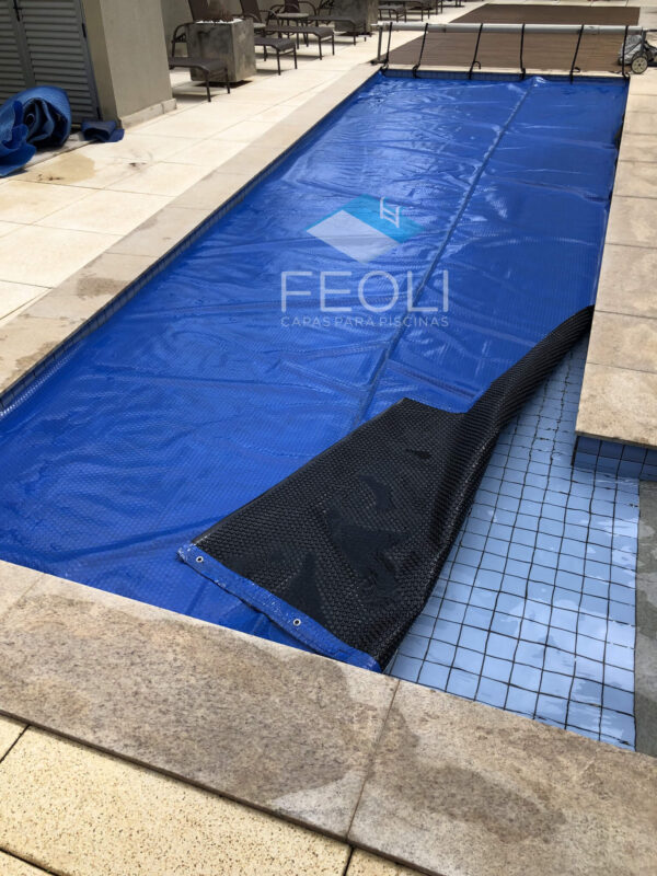 Capa térmica bolha Black and Blue para piscina – 500 micras - sob medida - Feoli Capas - Image 7