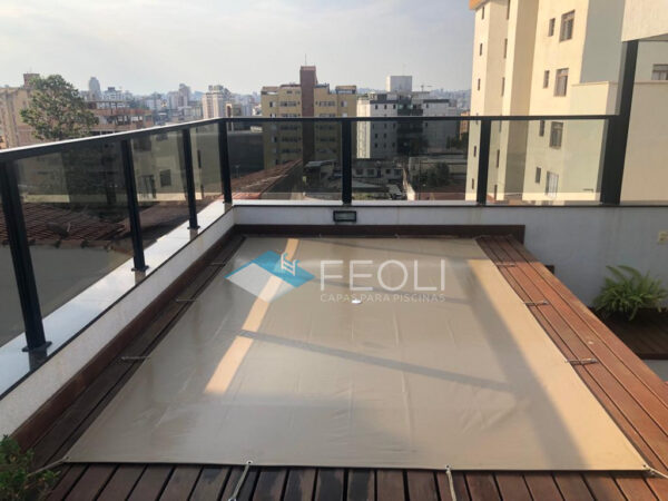 Capa de proteção em poliéster tramado com dupla camada de PVC - CAMURÇA - para piscina - sob medida - Feoli Capas - Image 4