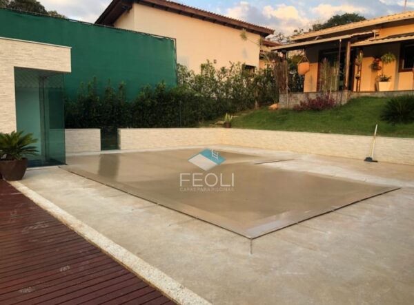 Capa de proteção em poliéster tramado com dupla camada de PVC - CAMURÇA - para piscina - sob medida - Feoli Capas - Image 6